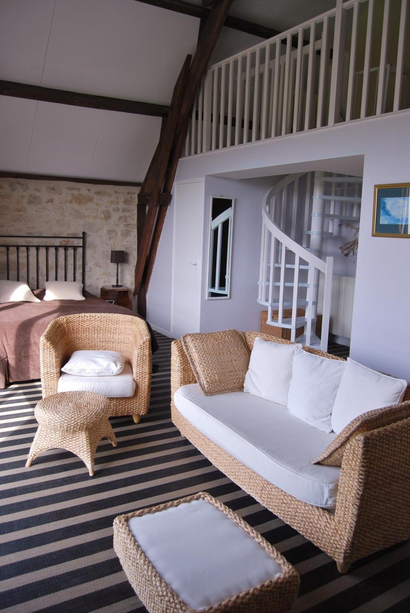 Hotel Restaurant Le Murier De Viels - Grand Figeac Causse-et-Diege Экстерьер фото