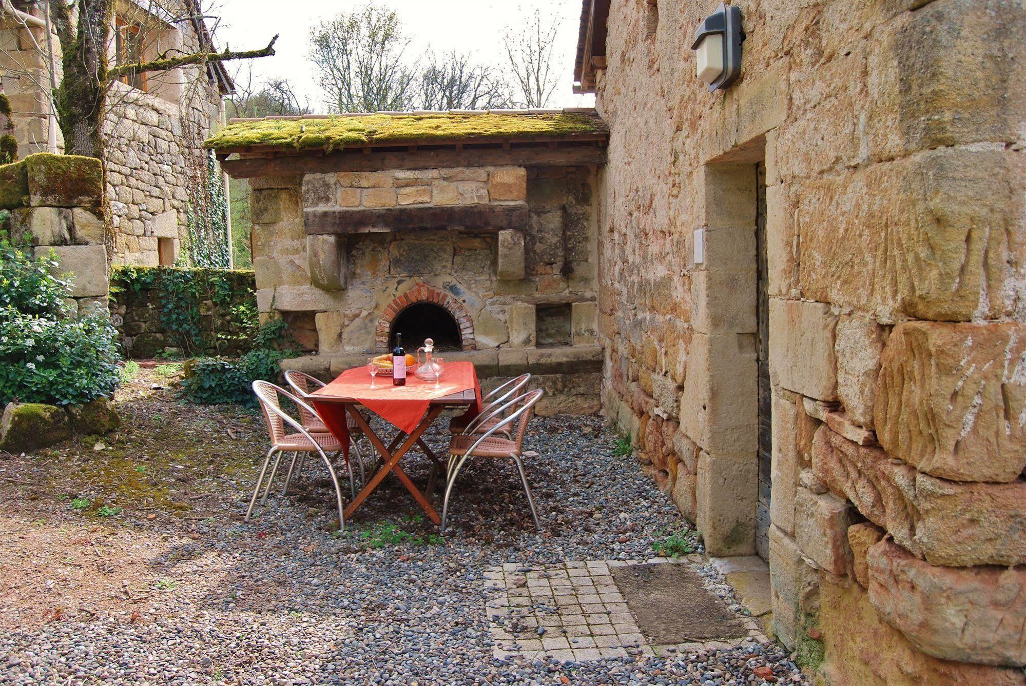 Hotel Restaurant Le Murier De Viels - Grand Figeac Causse-et-Diege Экстерьер фото