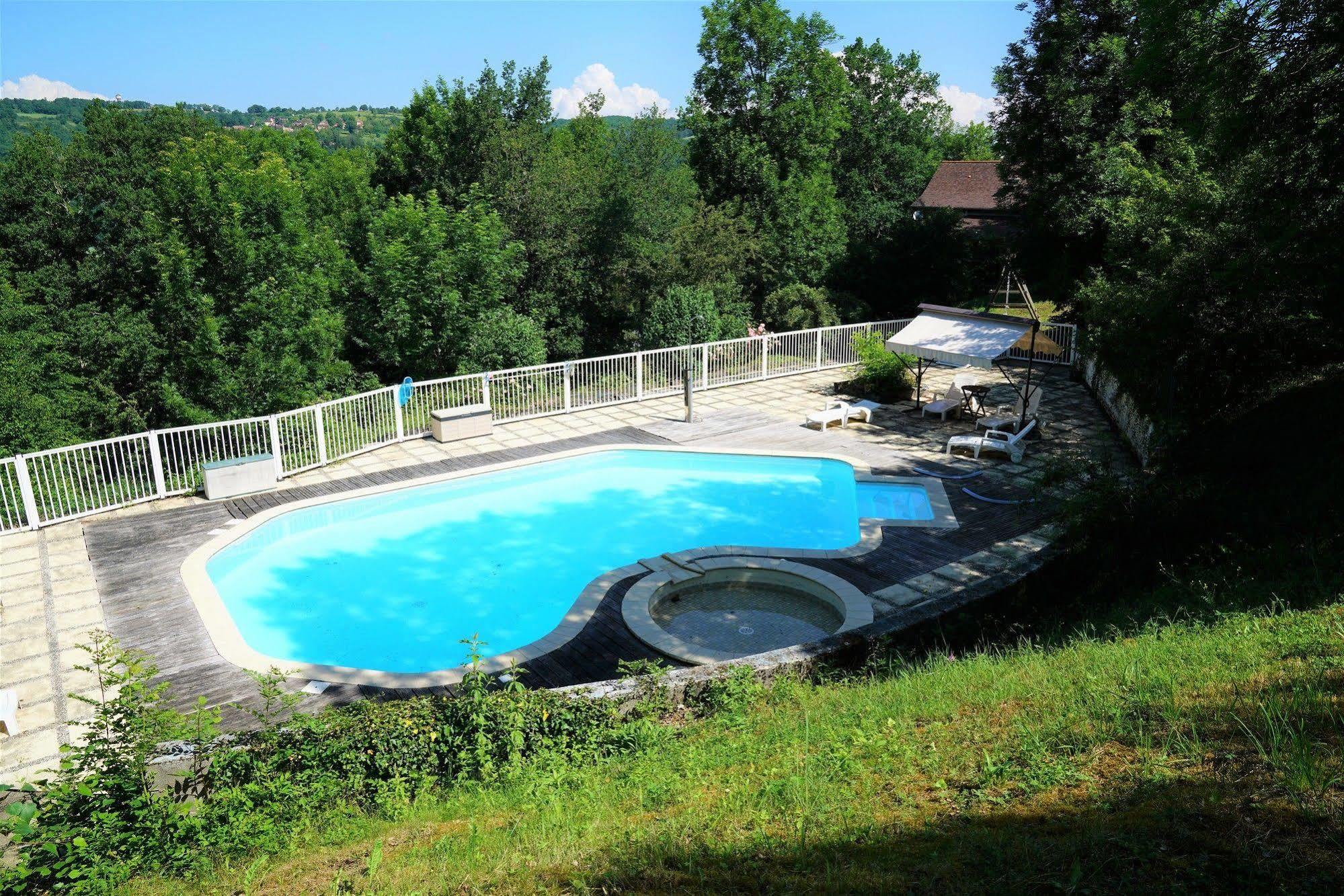 Hotel Restaurant Le Murier De Viels - Grand Figeac Causse-et-Diege Экстерьер фото